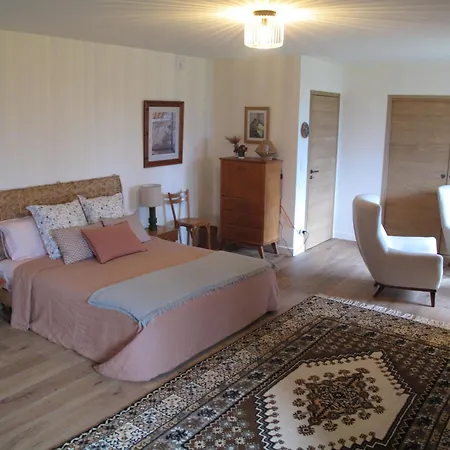 Bed & Breakfast Charmante Avec Salle De Sport Et Repas Maison - Fr-1-582-507 *